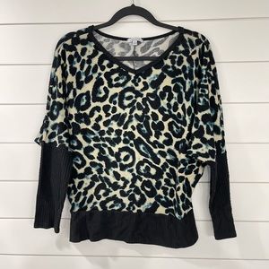Women’s sweater top